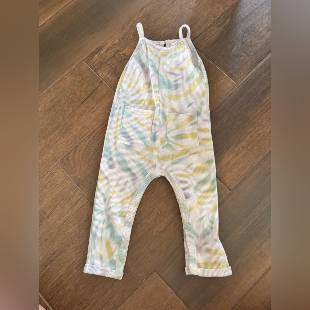 Grayson Mini Tie-Dye Baby jumpsuit